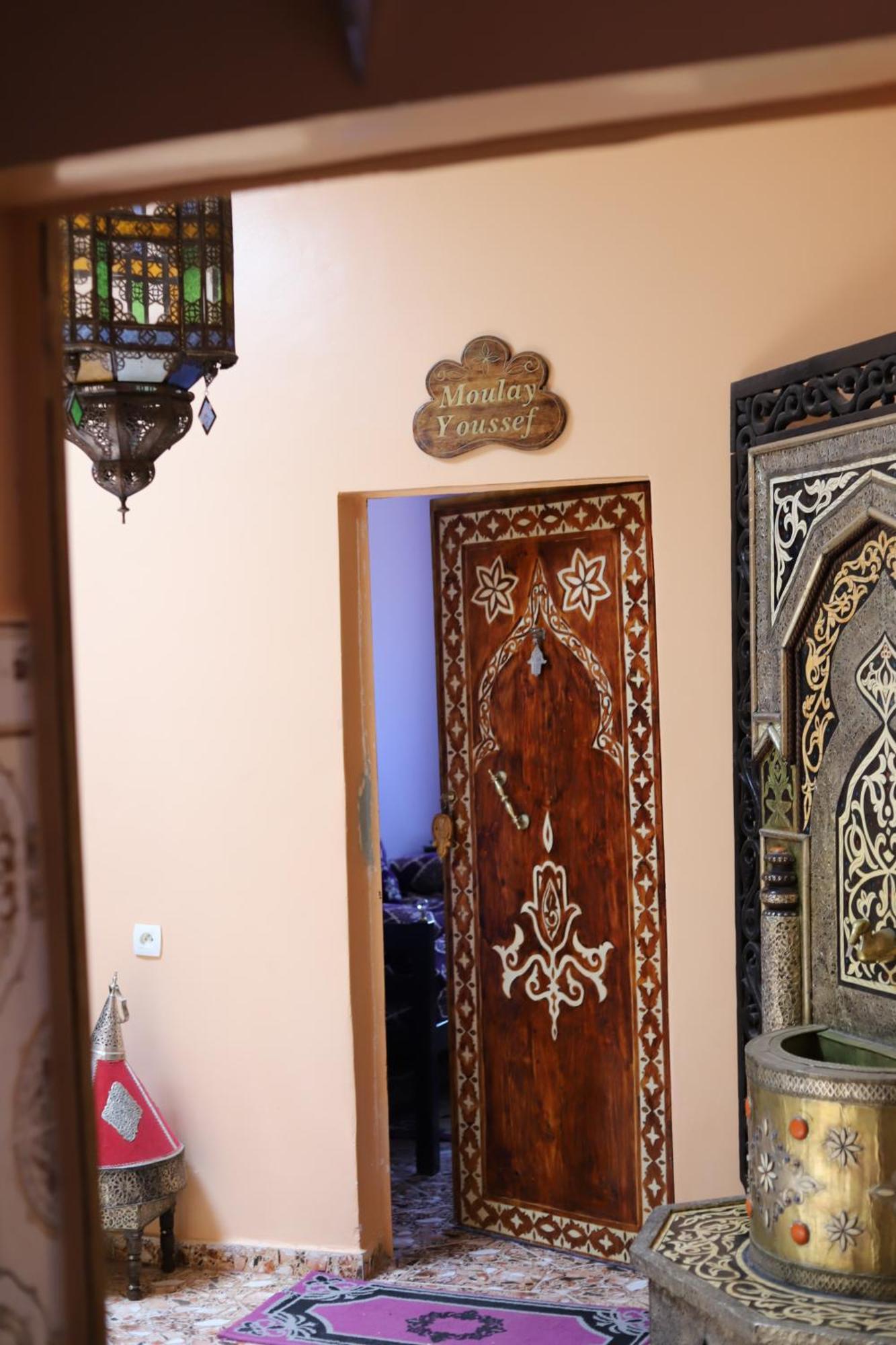 Dar Ilyana Hotel Ait Tiourhza ภายนอก รูปภาพ