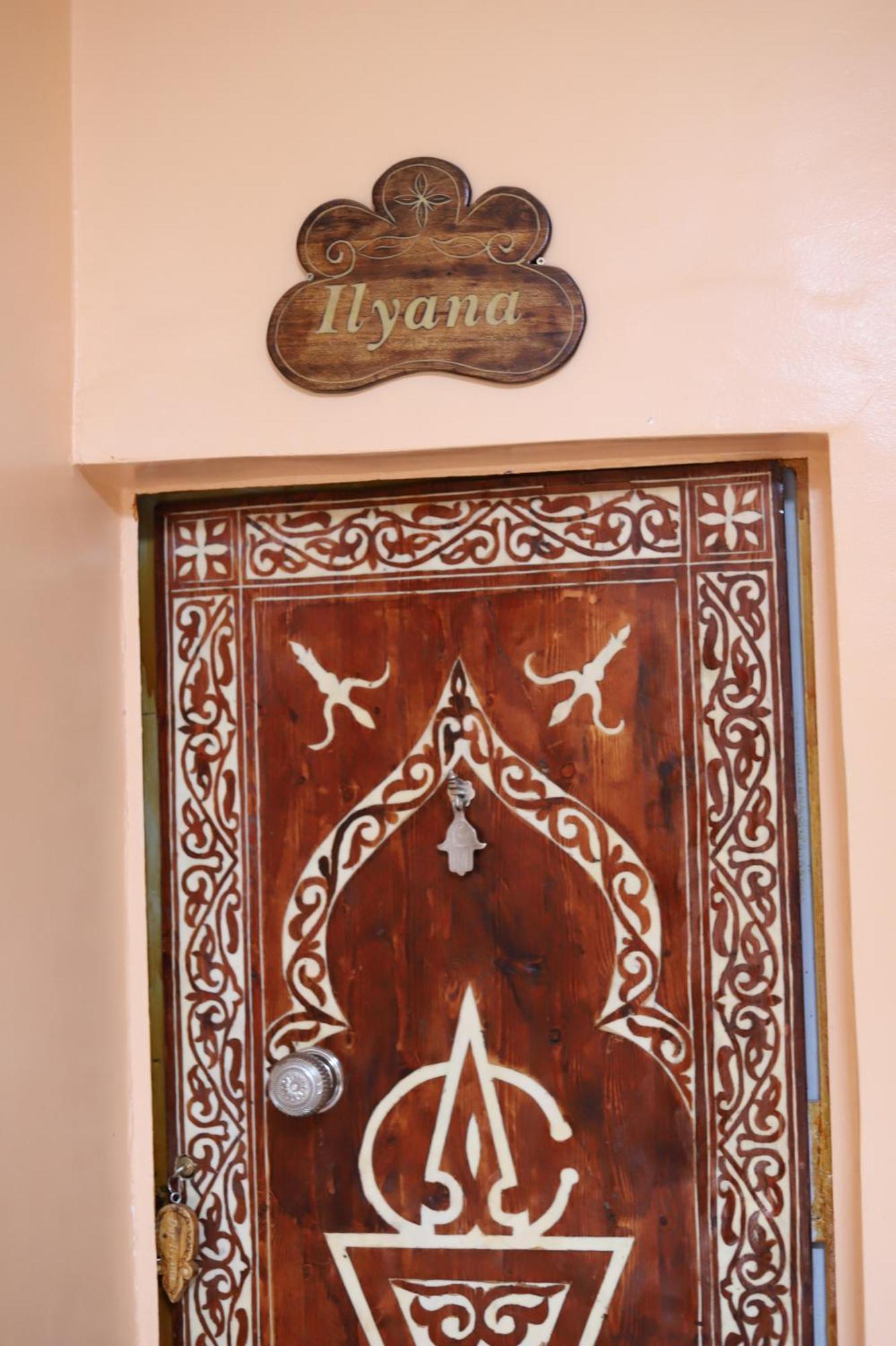 Dar Ilyana Hotel Ait Tiourhza ภายนอก รูปภาพ