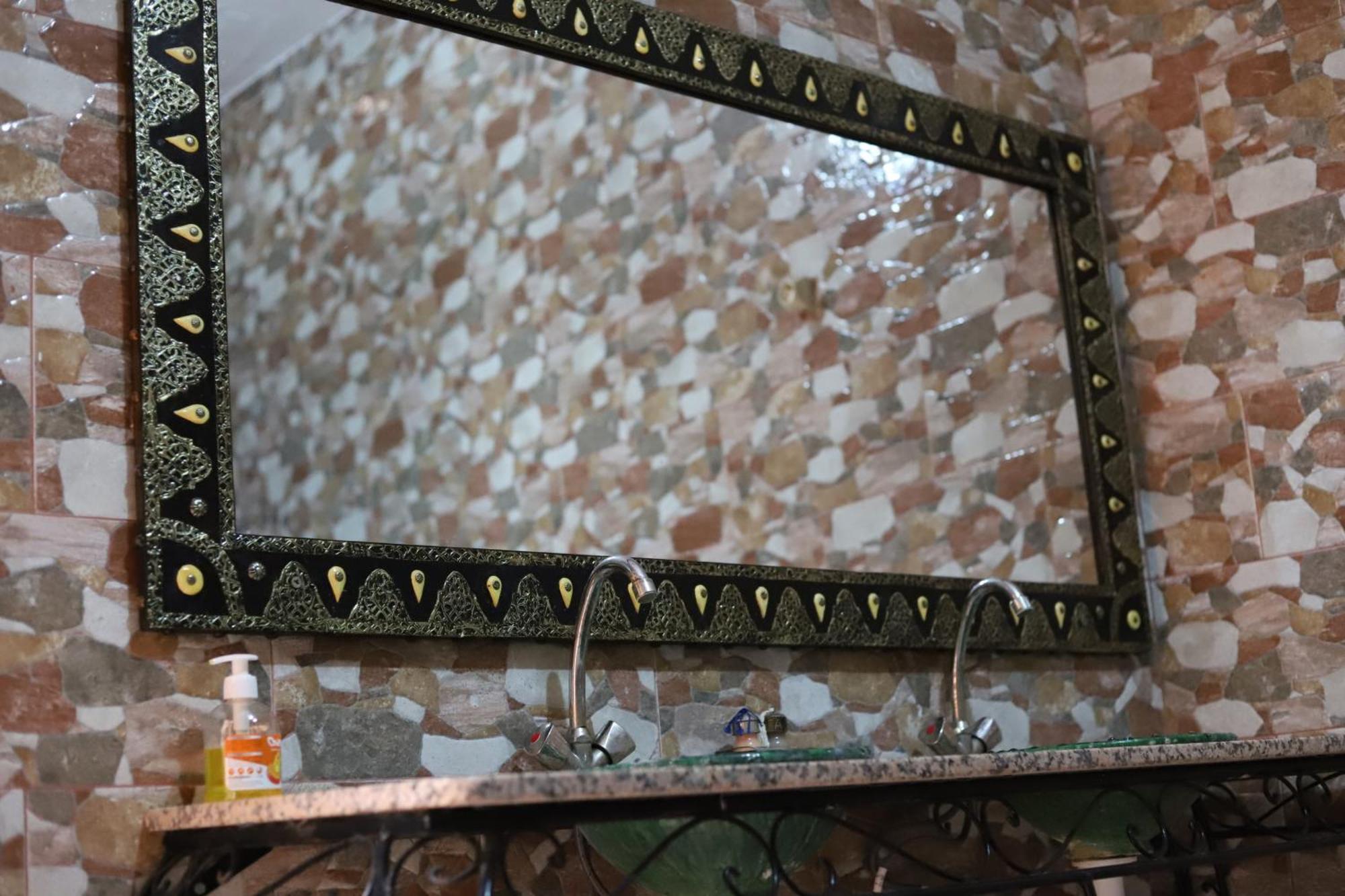 Dar Ilyana Hotel Ait Tiourhza ภายนอก รูปภาพ