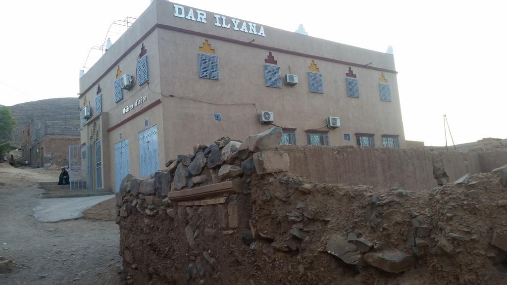 Dar Ilyana Hotel Ait Tiourhza ภายนอก รูปภาพ